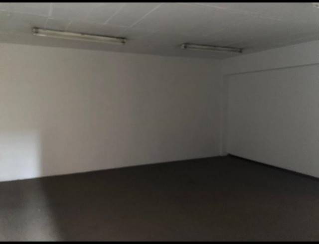 INDUSTRIAL PROPERTY TO RENT IN HALFWAY HOUSE